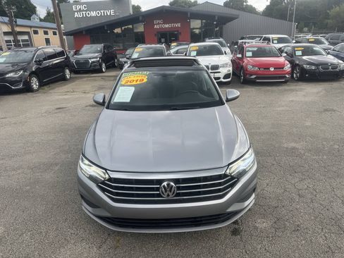 Used 2019 Volkswagen Jetta SE FWD image 27