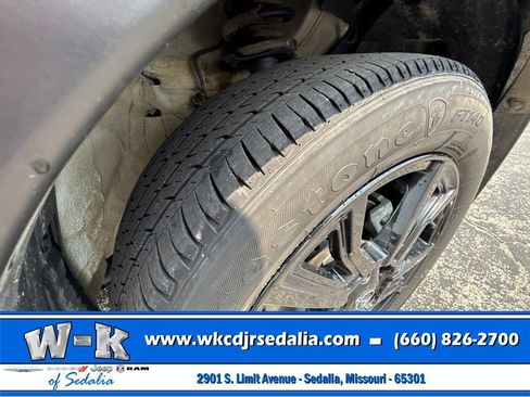 Used 2024 Nissan Kicks SR w/ SR Premium Package FWD image 4