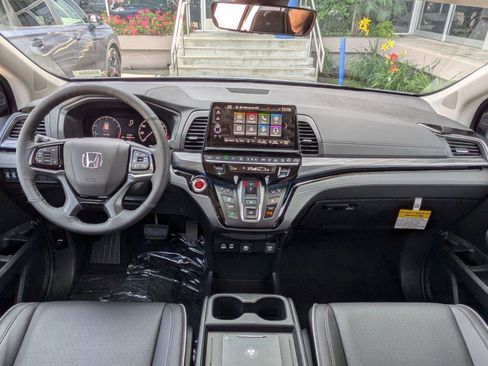 New 2026 Honda Odyssey Elite image 14