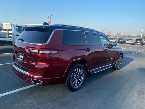 Used 2023 Jeep Grand Cherokee L Summit image 7