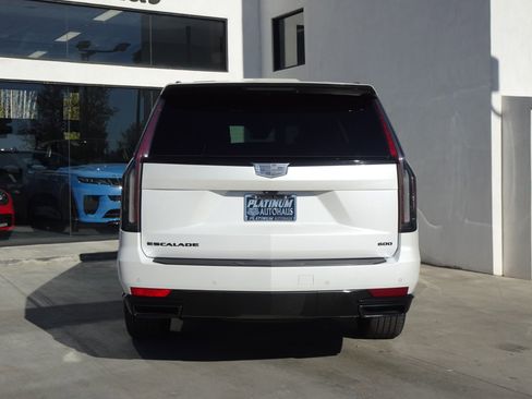 Used 2023 Cadillac Escalade ESV Sport Platinum w/ LPO, ONYX Package image 5