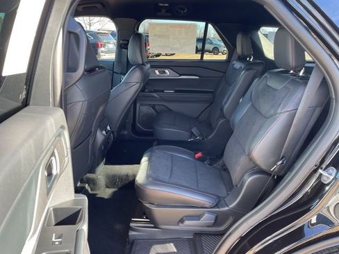 New 2026 Ford Explorer ST image 10