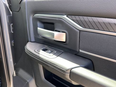 New 2026 RAM 2500 Big Horn AWD/4WD image 16