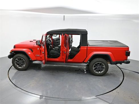 Used 2020 Jeep Gladiator Overland w/ Safety Group image 36