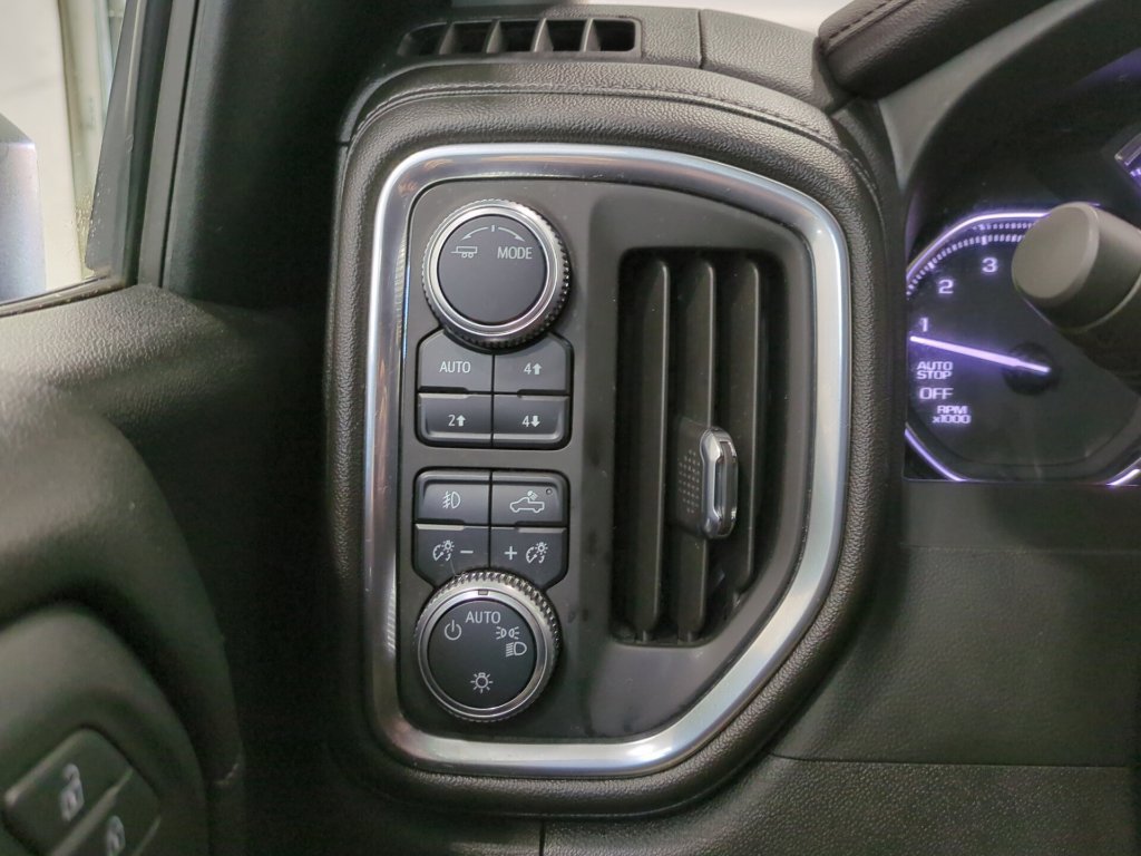 Used 2020 GMC Sierra 1500 Elevation w/ Elevation Value Package AWD/4WD image 28