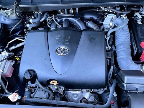 Used 2021 Toyota Highlander XSE AWD/4WD image 33