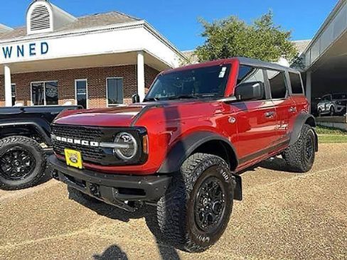 Used 2023 Ford Bronco Wildtrak AWD/4WD image 4