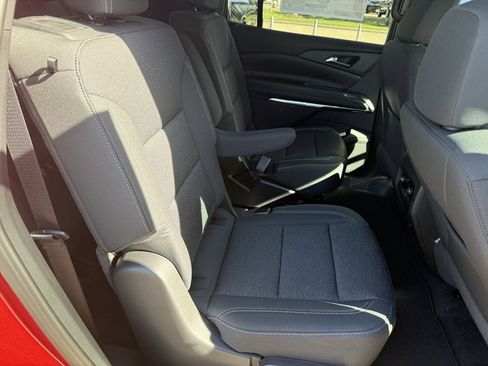 New 2026 Chevrolet Traverse LT w/ Midnight/Sport Edition image 36