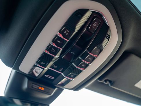 New 2026 Porsche Macan S AWD/4WD image 22