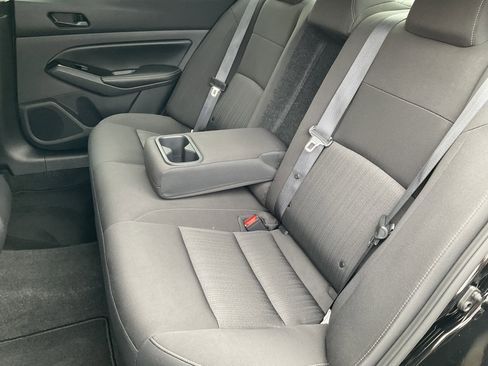 Used 2023 Nissan Altima 2.5 SV FWD image 34