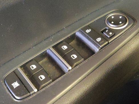 Used 2020 Kia Forte LXS FWD image 27