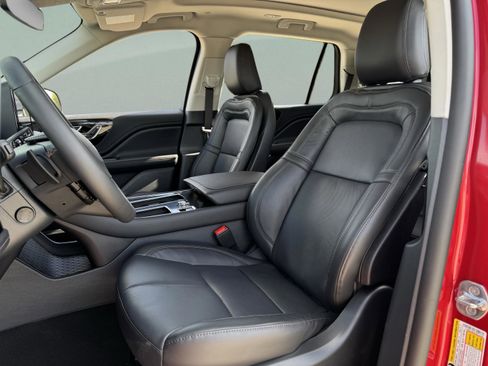 New 2026 Lincoln Aviator Reserve RWD image 23