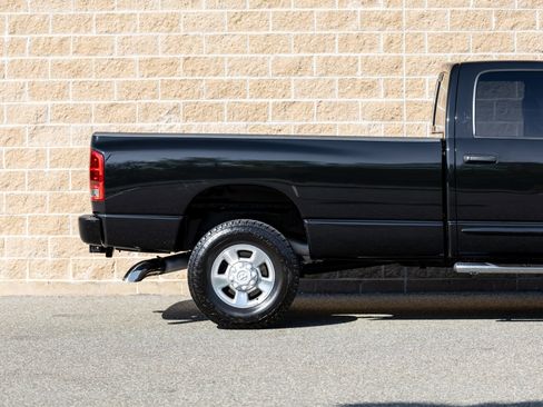 Used 2004 Dodge Ram 2500 Truck SLT w/ Sport Appearance Group AWD/4WD image 15