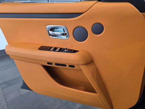 Used 2024 Rolls-Royce Ghost image 21