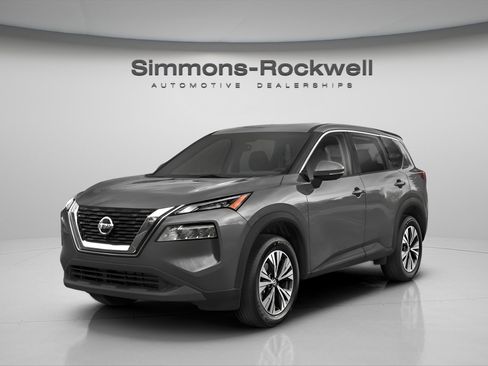 Used 2023 Nissan Rogue SV image 1