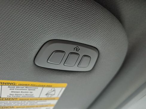 New 2026 Ford F250 Lariat w/ Black Appearance Package image 25