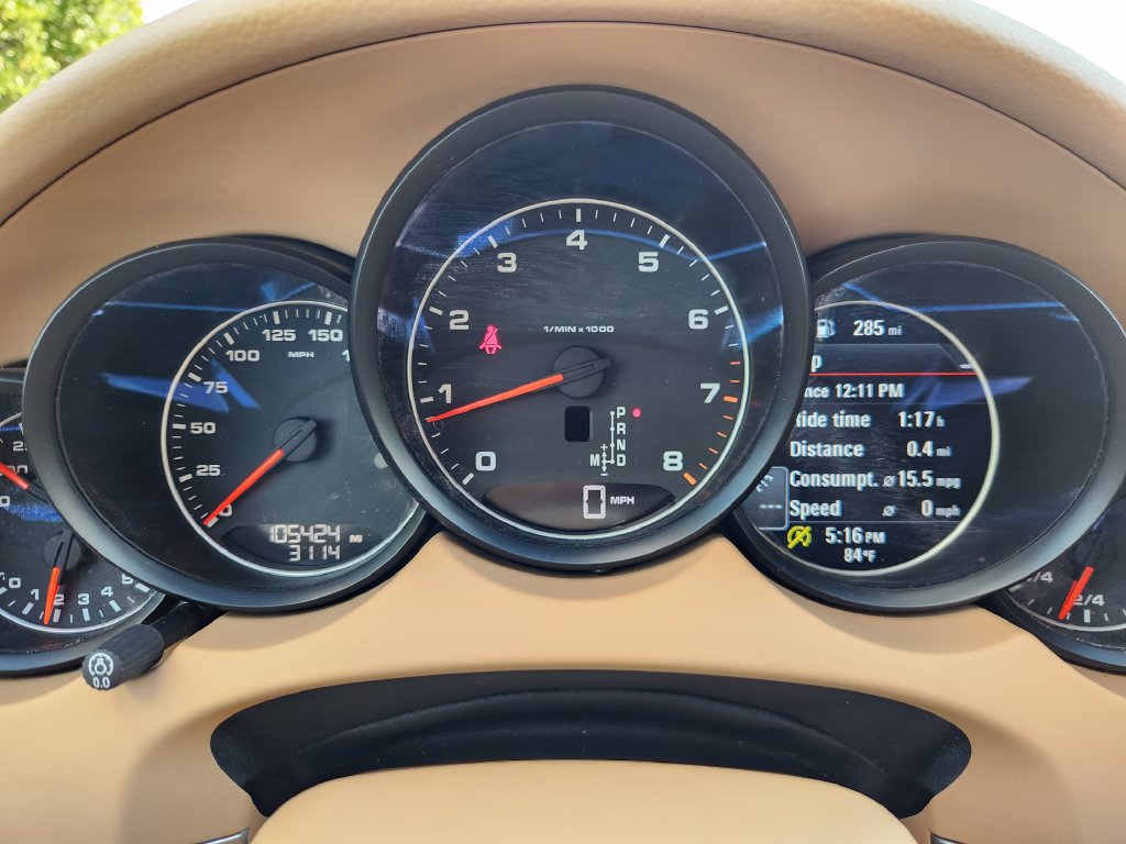 Used 2017 Porsche Cayenne AWD/4WD image 15