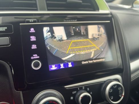 Used 2019 Honda Fit EX image 11