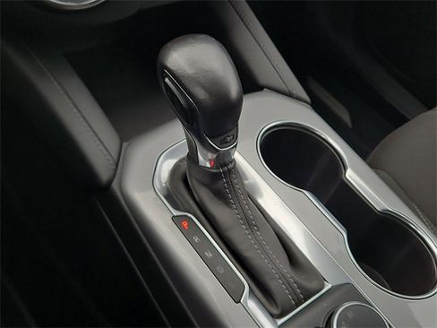 Used 2020 Chevrolet Blazer LT image 23