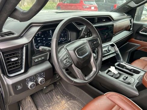 Used 2025 GMC Sierra 2500 Denali Ultimate AWD/4WD image 14