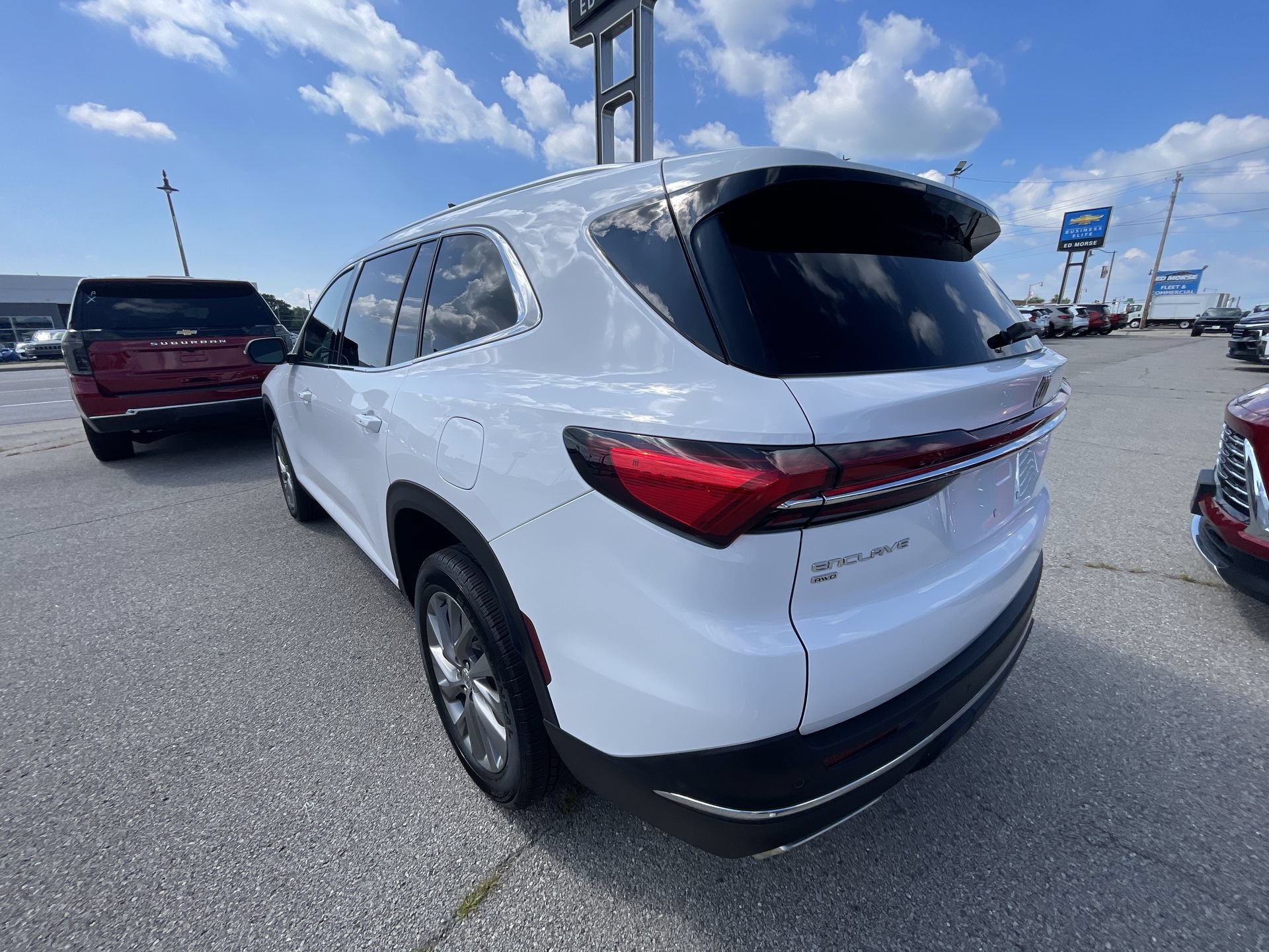 Used 2026 Buick Enclave Preferred AWD/4WD image 29