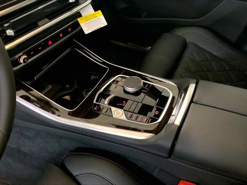 New 2026 BMW X5 xDrive40i w/ M Sport Package image 7