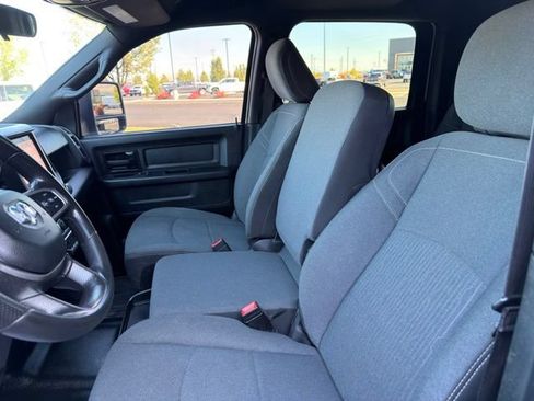 Used 2023 RAM 3500 Tradesman w/ Chrome Appearance Group AWD/4WD image 27