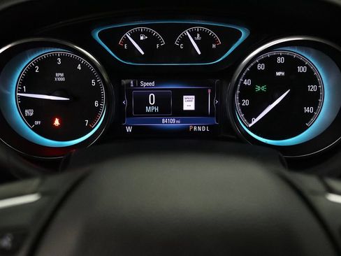 Used 2018 Buick Envision Essence AWD/4WD image 19