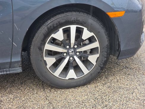 Used 2025 Honda Odyssey EX-L image 11