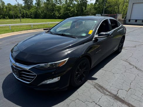 Used 2021 Chevrolet Malibu LT image 4