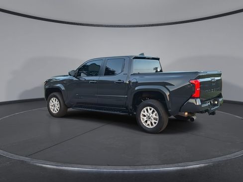 Used 2025 Toyota Tacoma SR5 RWD image 6