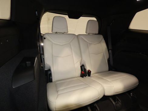Used 2024 Cadillac XT6 Sport w/ LPO, Floor Liner Package AWD/4WD image 25