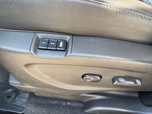 Used 2019 Buick Encore Essence w/ Experience Buick Package image 17