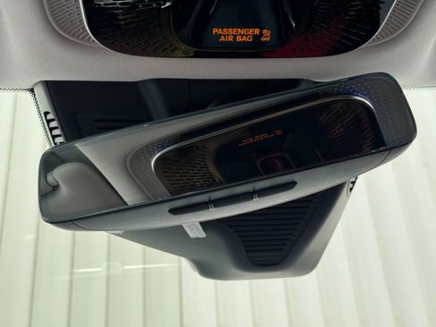 Used 2025 Mercedes-Benz E 350 Sedan w/ Winter Package image 38