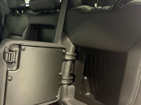 Used 2022 Chevrolet Silverado 2500 LTZ w/ LTZ Plus Package AWD/4WD image 36