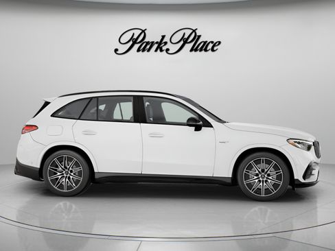 Used 2026 Mercedes-Benz GLC 43 AMG 4MATIC image 27