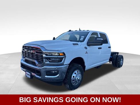 New 2026 RAM 3500 Tradesman w/ Chrome Appearance Group image 5
