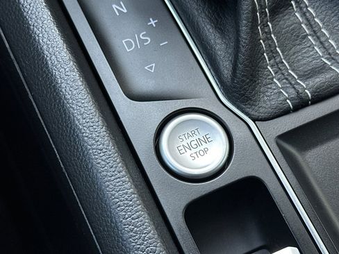 Certified 2023 Volkswagen Atlas SE image 23