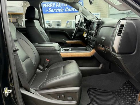 Used 2019 Chevrolet Silverado 2500 LTZ w/ Duramax Plus Package image 29