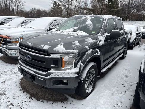 Used 2019 Ford F150 XLT w/ Equipment Group 302A Luxury image 10