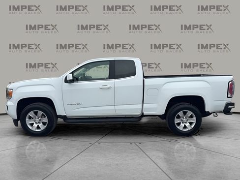 Used 2018 GMC Canyon SLE w/ SLE Convenience Package RWD image 2