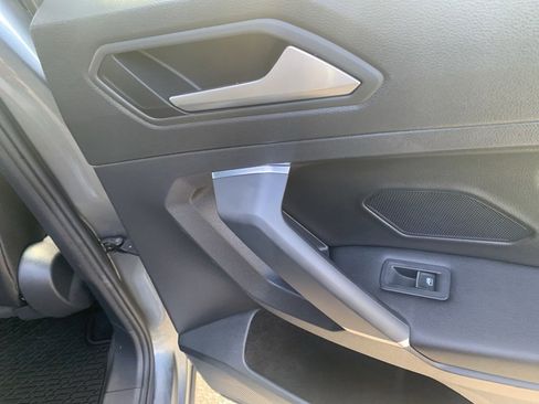 Used 2020 Volkswagen Tiguan SEL Premium R-Line w/ 3rd Row Seat Package image 31