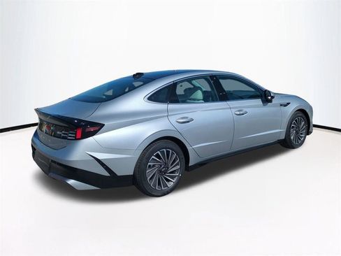 New 2026 Hyundai Sonata SEL image 5