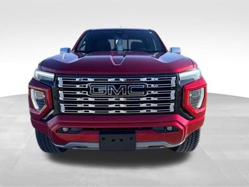 Certified 2024 GMC Canyon Denali image 8