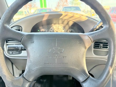 Used 1997 Chevrolet Astro image 13