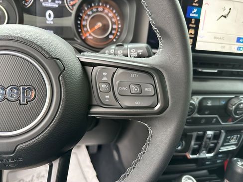 New 2025 Jeep Wrangler Sport S image 20