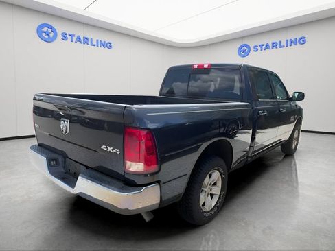 Used 2019 RAM 1500 Classic SLT AWD/4WD image 3