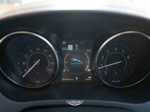 Used 2020 Jaguar E-PACE SE image 28