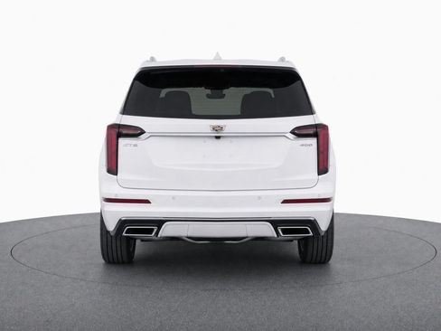 Certified 2024 Cadillac XT6 Premium Luxury w/ Technology Package FWD image 6
