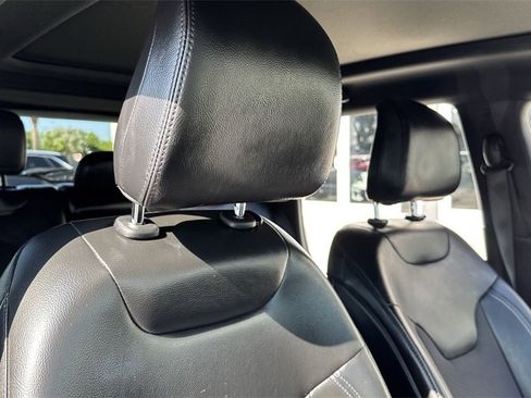 Used 2023 Jeep Compass Latitude w/ Sun and Sound Group image 47